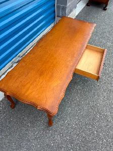 French Provincial Coffee Table - Photo 7