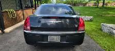 2009 Chrysler 300C HEMI 5.7L V8 – Loaded – Excellent Condition - Photo 3