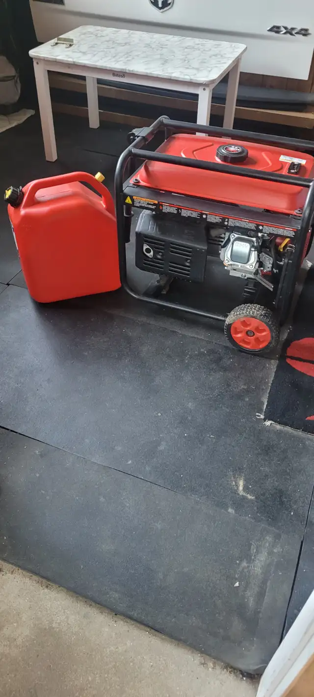 Generator AP5000C // mint shape , used for 20 hours/40Gallontank