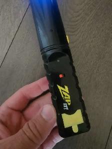 ZAP IT! Bug Zapper Racket RECHARGEABLE - Photo 6