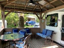TRAVEL TRAILER - Photo 3