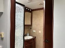 TRAVEL TRAILER - Photo 9