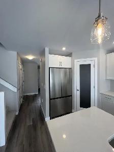 Modern 3-Bedroom Duplex for Rent in Bonavista/Sage Creek Area – - Photo 10