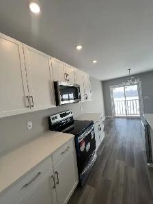 Modern 3-Bedroom Duplex for Rent in Bonavista/Sage Creek Area – - Photo 13