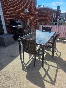 GRAND 5 1/2 :1350 pi2. BALCON AVANT. TERRASSE ARRIÈRE 150 pi2. - Photo 10