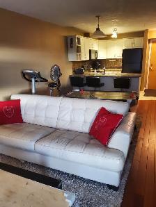 Roommate wanted! Extra 1 bed and 1 bathroom for rent in West Edm - Photo 2