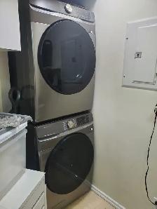 Roommate wanted! Extra 1 bed and 1 bathroom for rent in West Edm - Photo 5