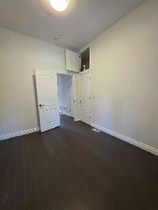 1 Bed Apt Queen/Roncensvalles avail - Photo 5