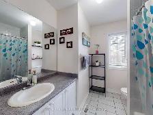Large 3 bedroom detached home with finished basement for rent - Photo 7