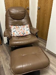 3 piece Leather Set, Swivel Recliner, Ottoman and Loveseat