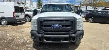 2015 Ford Super Duty F-350 SRW SRW - 4x4 - 4 Doors - Tow Package - Photo 2