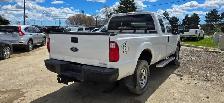 2015 Ford Super Duty F-350 SRW SRW - 4x4 - 4 Doors - Tow Package - Photo 4