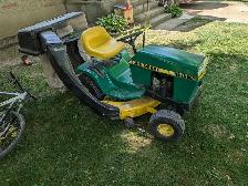 John Deere lawn tractor - Photo 3