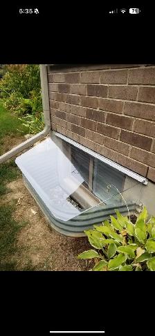 Window Well Covers - Photo 7