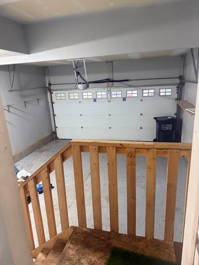 Spacious 5 Bedroom Duplex for Rent in Albany
