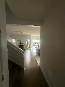 Spacious 5 Bedroom Duplex for Rent in Albany - Photo 2