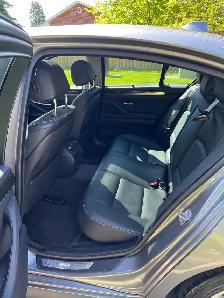 2015 BMW 528i xDrive Sedan｜AWD｜Luxury Sedan - Photo 9