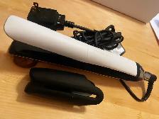 Like New Ghd Platinum Plus Hair Straightener - Photo 2