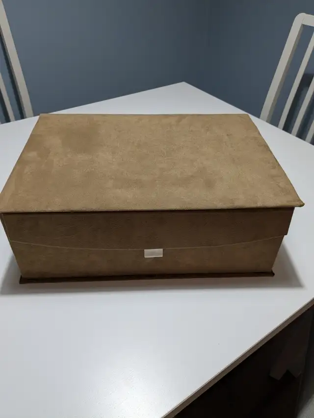 Storage boxes