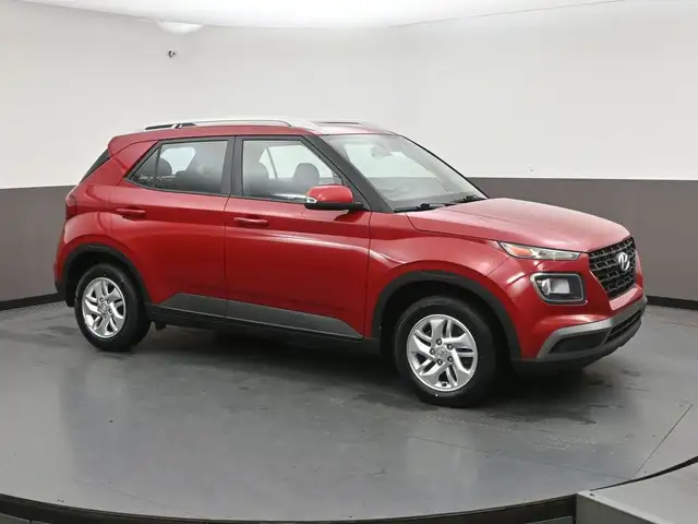 2021 Hyundai Venue Preferred Heated Seats/Wheel, LKA/Blindspot,