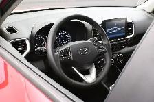 2021 Hyundai Venue Preferred Heated Seats/Wheel, LKA/Blindspot, - Photo 6
