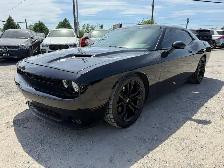 2017 DODGE CHALLENGER SXT
