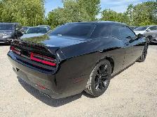 2017 DODGE CHALLENGER SXT - Photo 6
