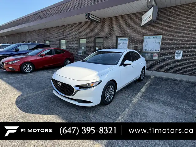 2025 Mazda3 Preferred FWD | Certified | Low Milage