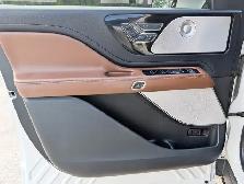 2022 Lincoln Aviator Reserve- 360 Camera - Pano Sunroof - Photo 26