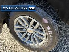 2025 Chevrolet Colorado 4WD LT Low Mileage - Photo 2