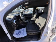2025 Chevrolet Colorado 4WD LT Low Mileage - Photo 11