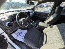 2025 Chevrolet Colorado 4WD LT Low Mileage - Photo 12