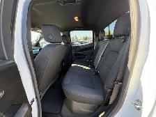 2025 Chevrolet Colorado 4WD LT Low Mileage - Photo 14