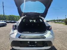 2019 TOYOTA COROLLA HATCHBACK SE - Photo 12