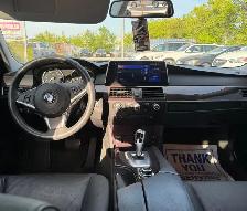 2010 BMW 5-Series 4dr Sdn 528i xDrive AWD - Photo 5