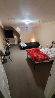 BASEMENT FOR RENT - Photo 8