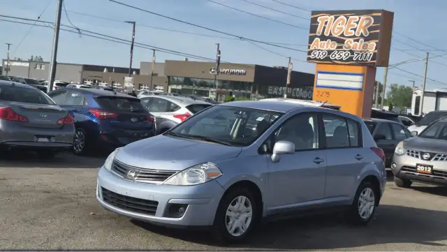 2011 Nissan Versa 1.8 S, HATCH, GREAT SHAPE, NOT CVT, CERTIFIED