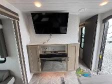 2023 Forest River RV Wildwood 32BHDSX - Photo 17