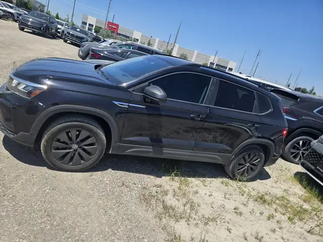 2022 VOLKSWAGEN TAOS S TRENDLINE | 4MOTION AWD | STUNNING