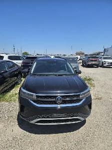 2022 VOLKSWAGEN TAOS S TRENDLINE | 4MOTION AWD | STUNNING - Photo 3