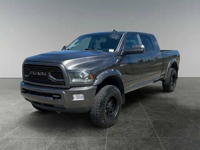 2018 Ram 3500 Laramie / 4WD