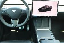 2022 Tesla Model Y - Photo 10