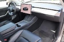 2022 Tesla Model Y - Photo 11
