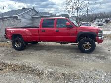 2005 GMC 3500HD Duramax - Photo 4
