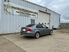 2011 BMW 3-Series 328i xDrive AWD | Power Tailgate | Sunroof - Photo 5