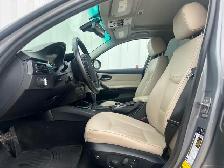 2011 BMW 3-Series 328i xDrive AWD | Power Tailgate | Sunroof - Photo 17