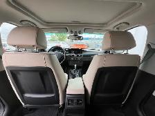 2011 BMW 3-Series 328i xDrive AWD | Power Tailgate | Sunroof - Photo 19