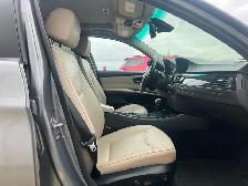 2011 BMW 3-Series 328i xDrive AWD | Power Tailgate | Sunroof - Photo 23