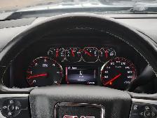 2015 GMC Sierra 1500 4WD Crew Cab 143.5' SLT - Photo 16