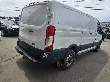 2016 Ford Transit fourgon utilitaire T-250 toit bas 130 po PNBV - Photo 5